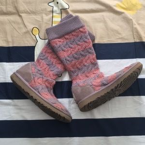 PATTERNED UGG CROCHET BOOTS